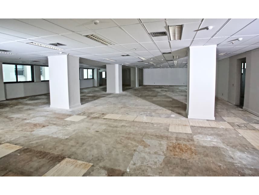 Foto 6 de 10: Comercial em leilão em Rio De Janeiro - RJ — Sala Comercial à venda em leilão