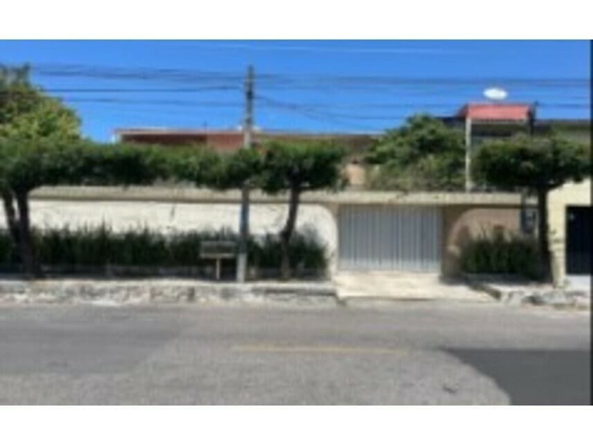Foto 2 de 2: Casa em leilão em Fortaleza - CE — Casa à venda em leilão