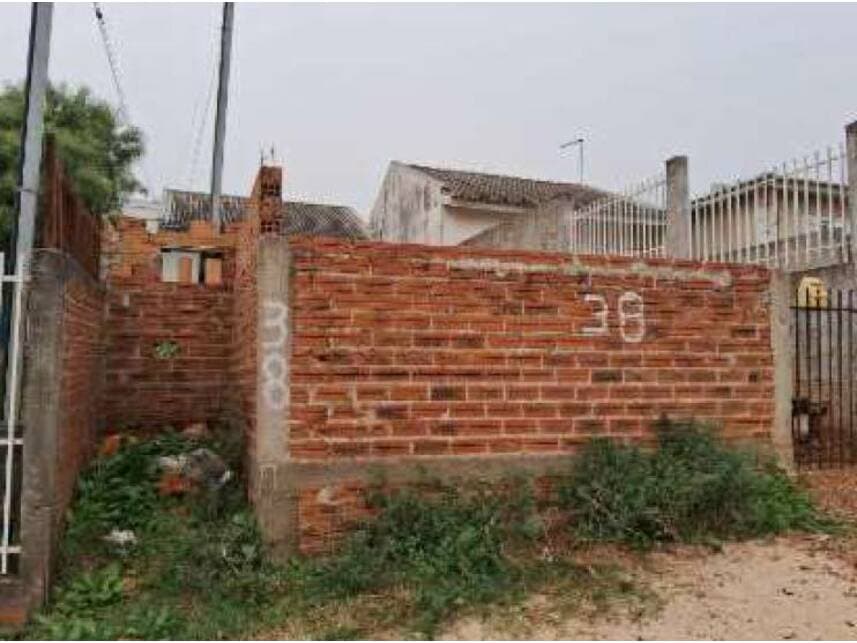 Foto 1 de 5: Casa em leilão em Passo Fundo - RS — Casa à venda em leilão