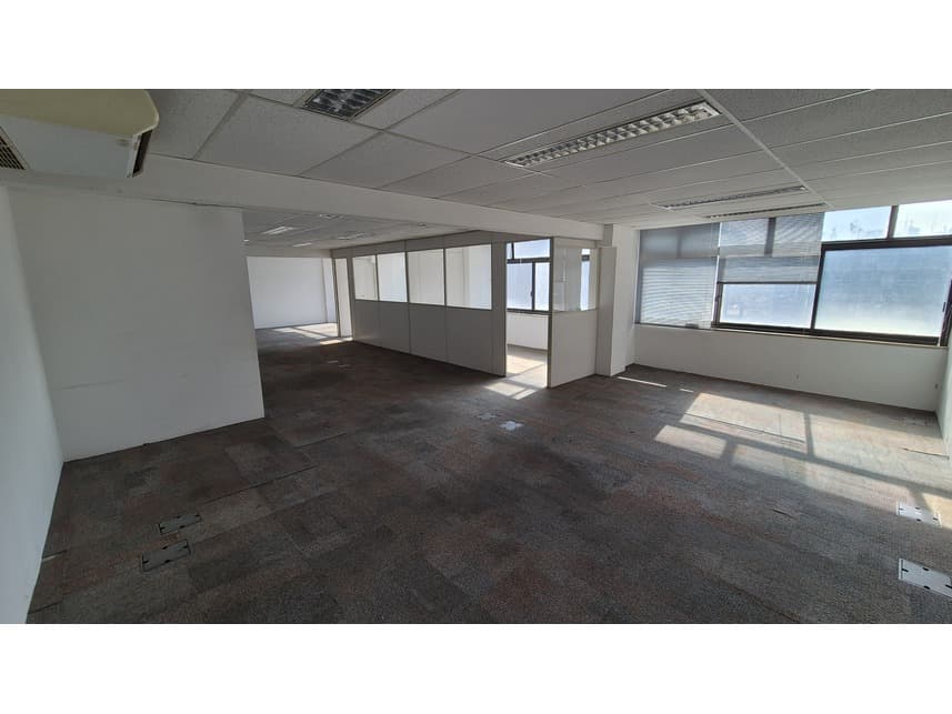 Foto 13 de 15: Comercial em leilão em São Paulo - SP — Sala Comercial à venda em leilão
