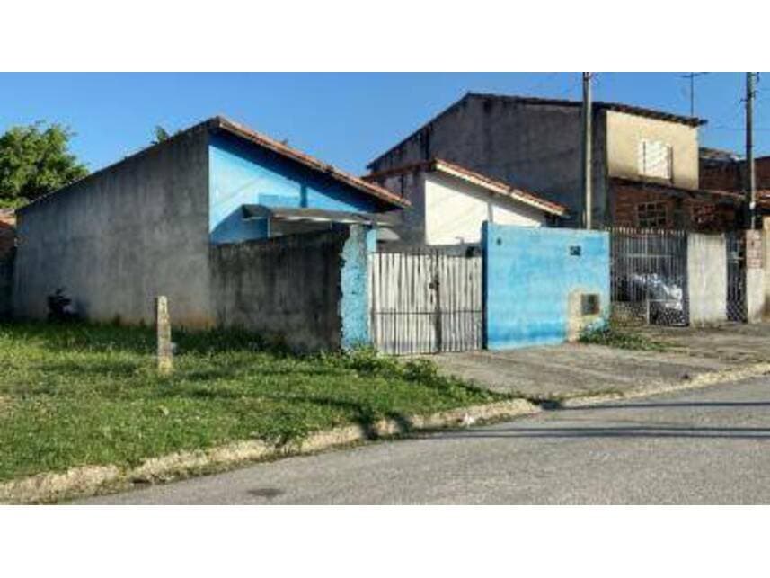 Foto 4 de 18: Casa em leilão em Pindamonhangaba - SP — Casa à venda em leilão