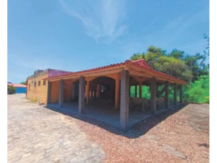 Foto 7 de 9: Comercial em leilão em Juazeiro - BA — Residencial / Comercial à venda em leilão