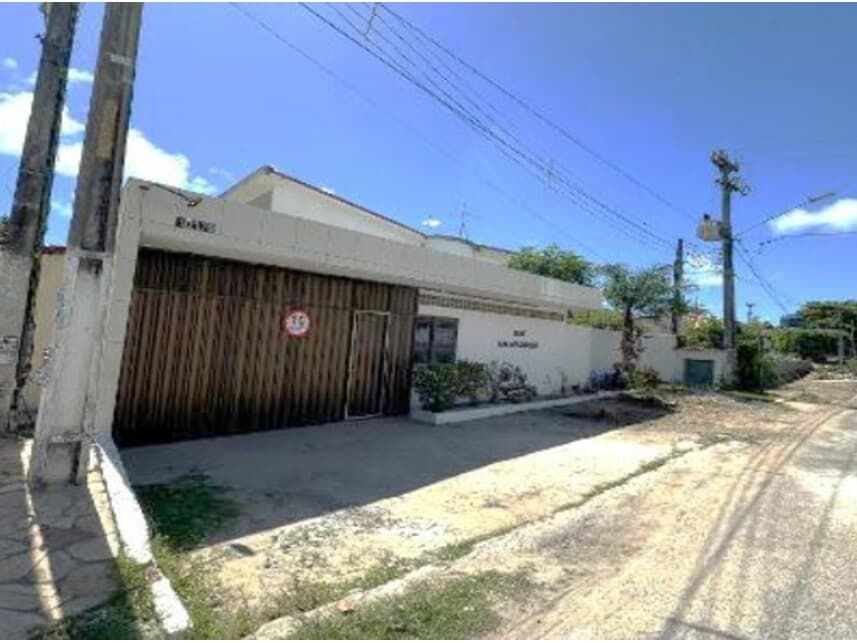 Casa em leilão em Paulista - PE — Casa à venda em leilão