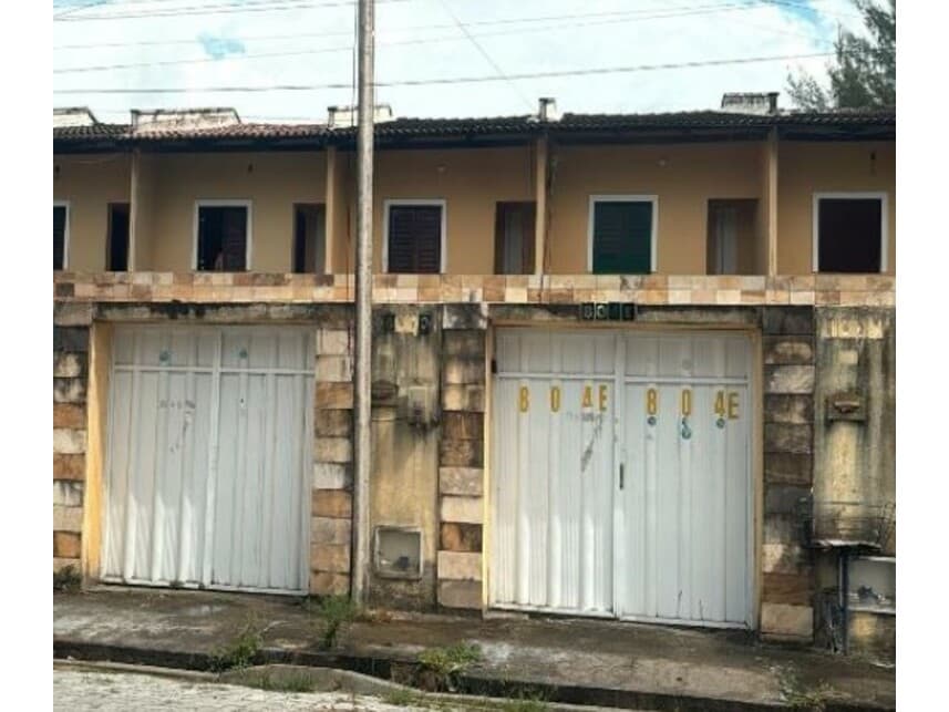 Casa em leilão em Horizonte - CE — Casa à venda em leilão
