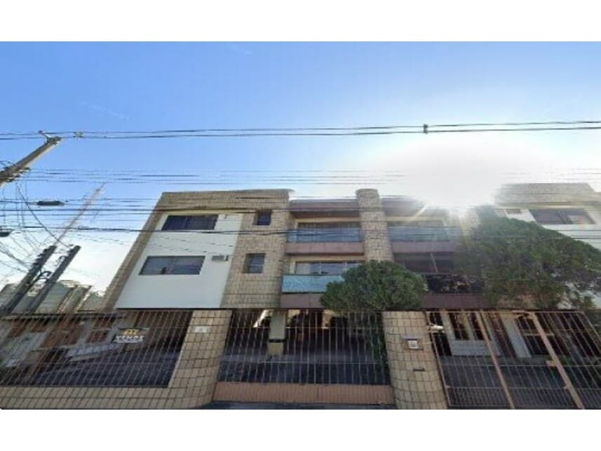 Apartamento em leilão em Campos Dos Goytacazes - RJ — Apartamento à venda em leilão