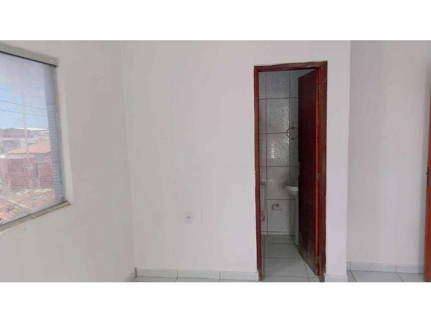 Foto 9 de 14: Casa em leilão em Juazeiro - BA — Casa à venda em leilão