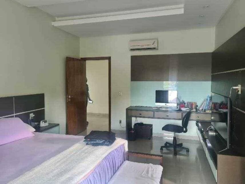 Foto 11 de 42: Casa em leilão em Goiânia - GO — Casa à venda em leilão