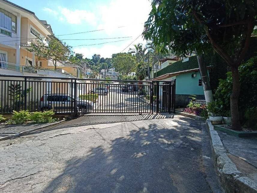 Foto 1 de 28: Casa em leilão em Rio De Janeiro - RJ — Casa à venda em leilão