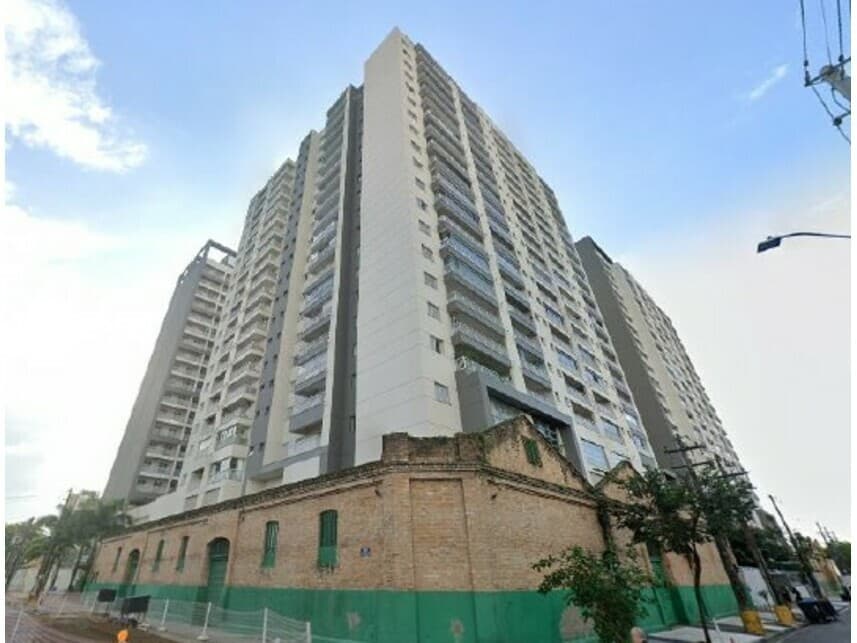 Apartamento em leilão em Santos - SP — Apartamento à venda em leilão