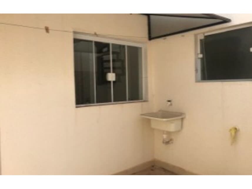 Foto 10 de 13: Casa em leilão em Sorocaba - SP — Casa à venda em leilão