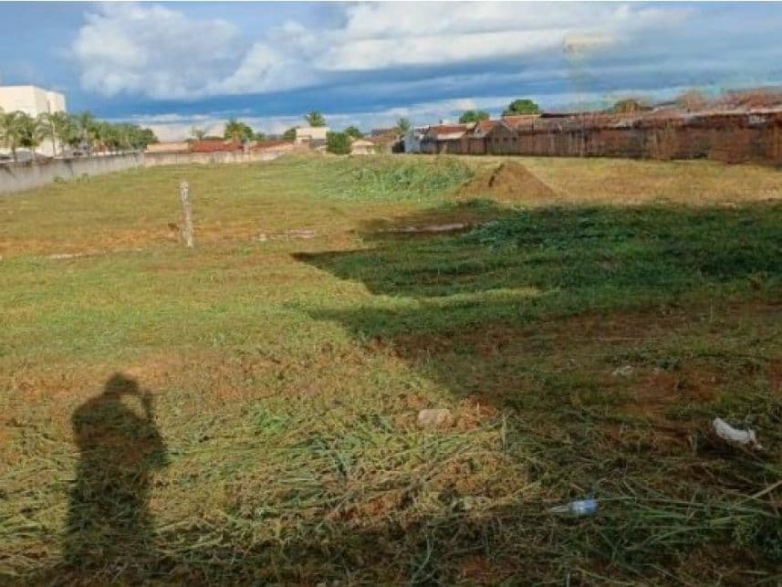 Terreno em leilão em Caldas Novas - GO — Terreno à venda em leilão