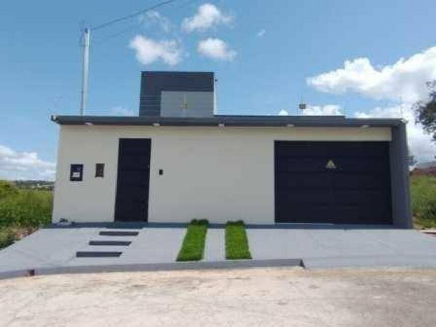 Foto 1 de 23: Casa em leilão em Caldas Novas - GO — Casa à venda em leilão