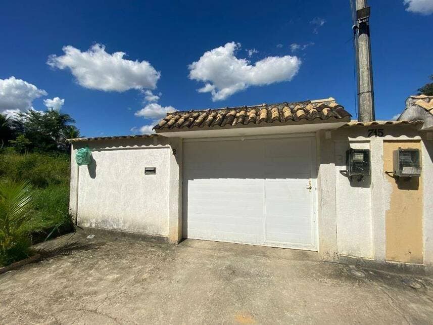 Casa em leilão em Itaboraí - RJ — Casa à venda em leilão