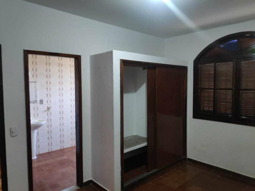 Foto 14 de 33: Casa em leilão em Maricá - RJ — Casa à venda em leilão