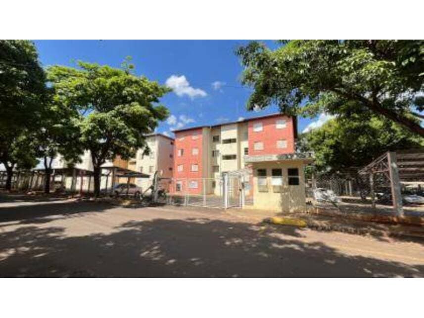 Apartamento em leilão em Araraquara - SP — Apartamento à venda em leilão