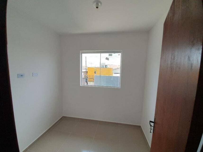Foto 8 de 9: Casa em leilão em Curitiba - PR — Casa à venda em leilão