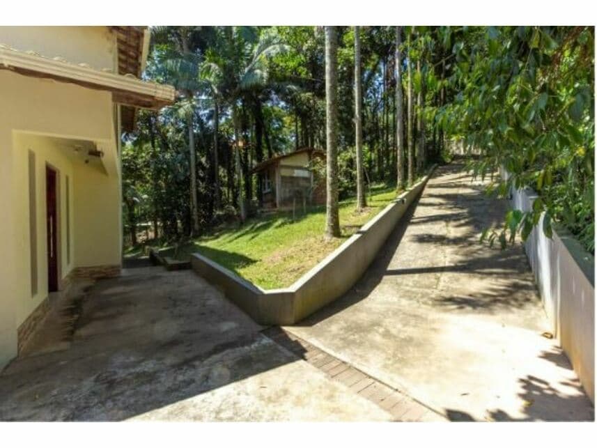 Foto 2 de 7: Casa em leilão em Taboão Da Serra - SP — Casa à venda em leilão
