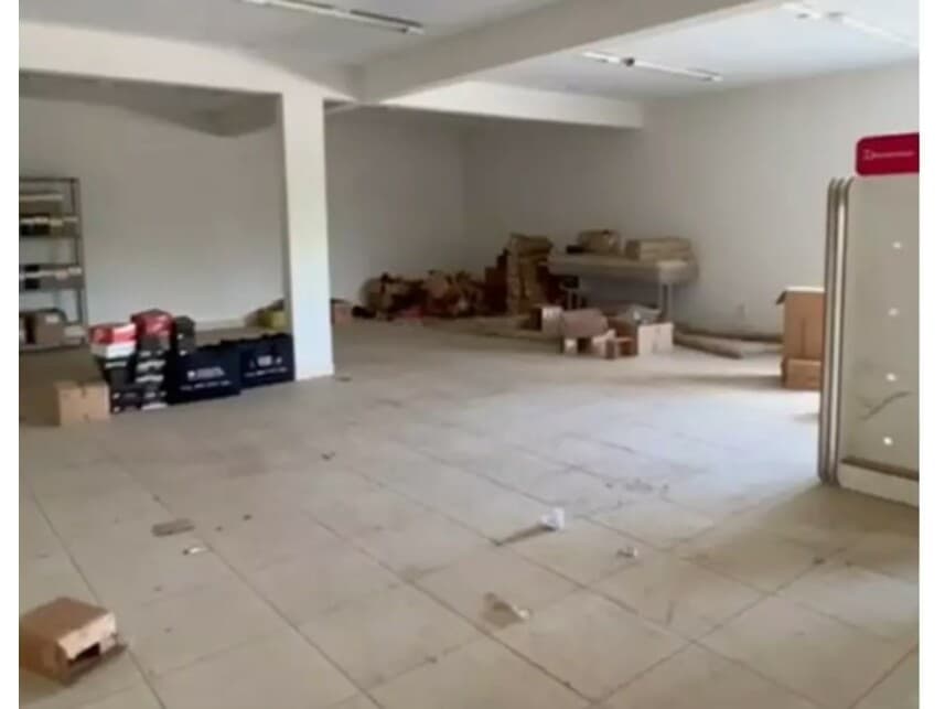 Foto 17 de 22: Comercial em leilão em Caratinga - MG — Galpão Industrial à venda em leilão