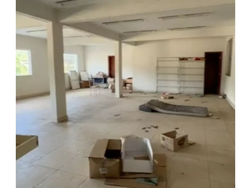 Foto 18 de 22: Comercial em leilão em Caratinga - MG — Galpão Industrial à venda em leilão