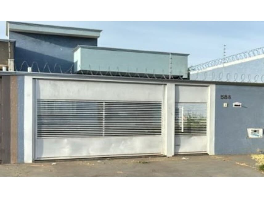 Casa em leilão em Campo Grande - MS — Casa à venda em leilão