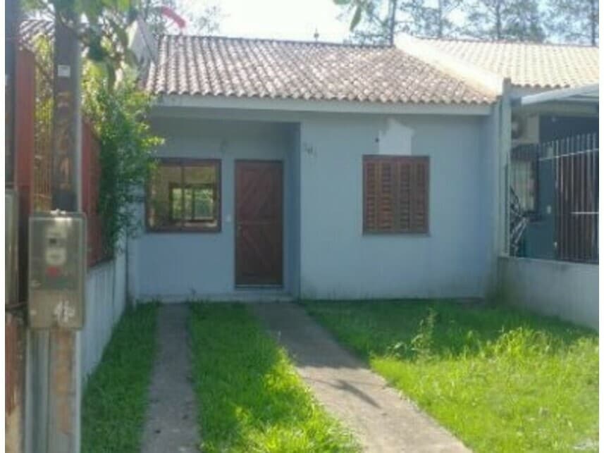 Casa em leilão em Porto Alegre - RS — Casa à venda em leilão