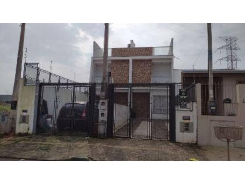 Foto 1 de 10: Casa em leilão em Canoas - RS — Casa à venda em leilão