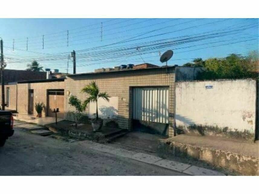 Casa em leilão em Olinda - PE — Casa à venda em leilão
