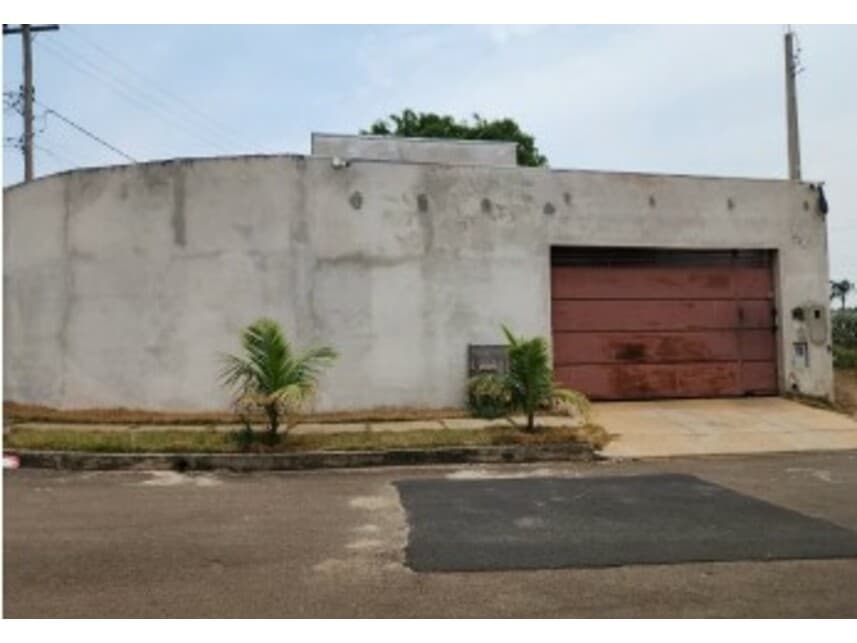 Casa em leilão em São Carlos - SP — Casa à venda em leilão