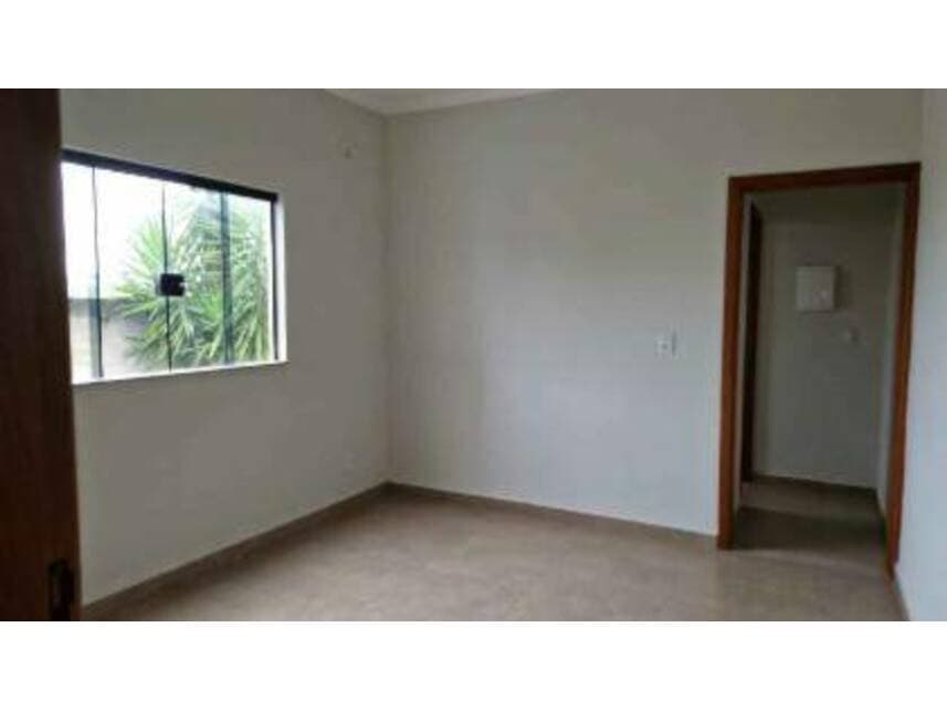 Foto 9 de 15: Casa em leilão em Cachoeira Paulista - SP — Casa à venda em leilão