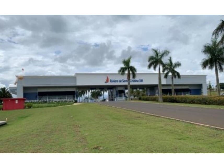 Casa em leilão em Paranapanema - SP — Casa à venda em leilão