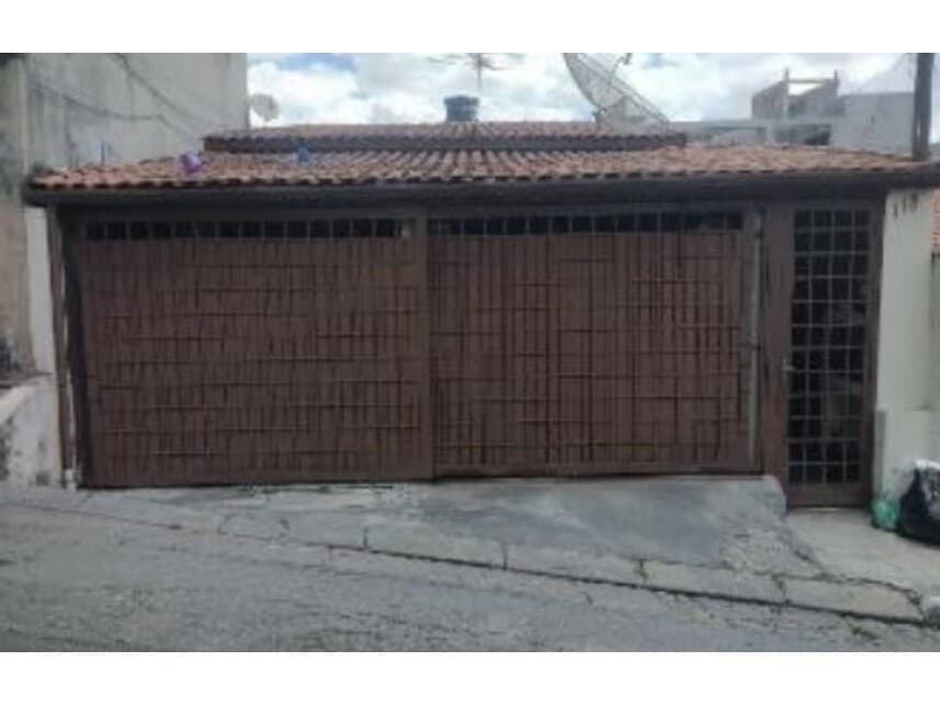 Casa em leilão em São Paulo - SP — Casa à venda em leilão