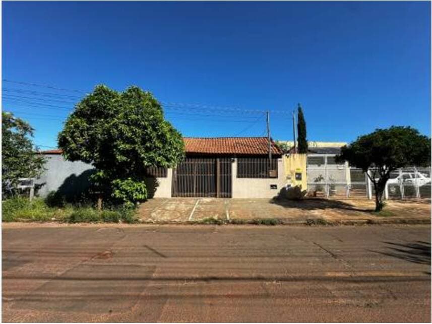 Casa em leilão em Campo Grande - MS — Casa à venda em leilão
