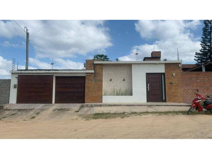 Foto 1 de 3: Casa em leilão em Gravatá - PE — Casa à venda em leilão