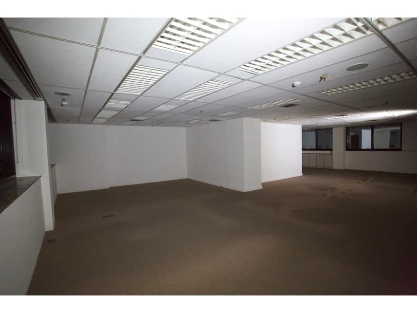 Foto 13 de 14: Comercial em leilão em Rio De Janeiro - RJ — Sala Comercial à venda em leilão