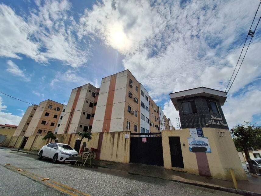 Foto 1 de 5: Apartamento em leilão em Fortaleza - CE — Apartamento à venda em leilão