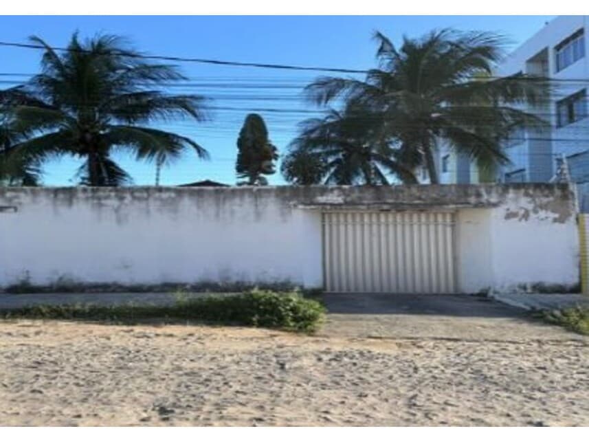 Casa em leilão em Caucaia - CE — Casa à venda em leilão