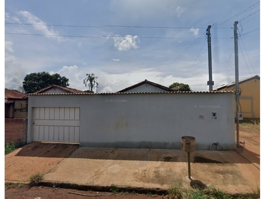 Casa em leilão em Quirinópolis - GO — Casa à venda em leilão