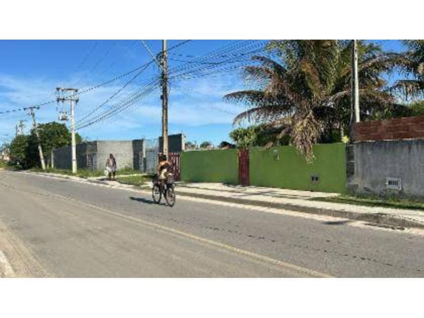 Foto 8 de 23: Casa em leilão em Araruama - RJ — Casa à venda em leilão
