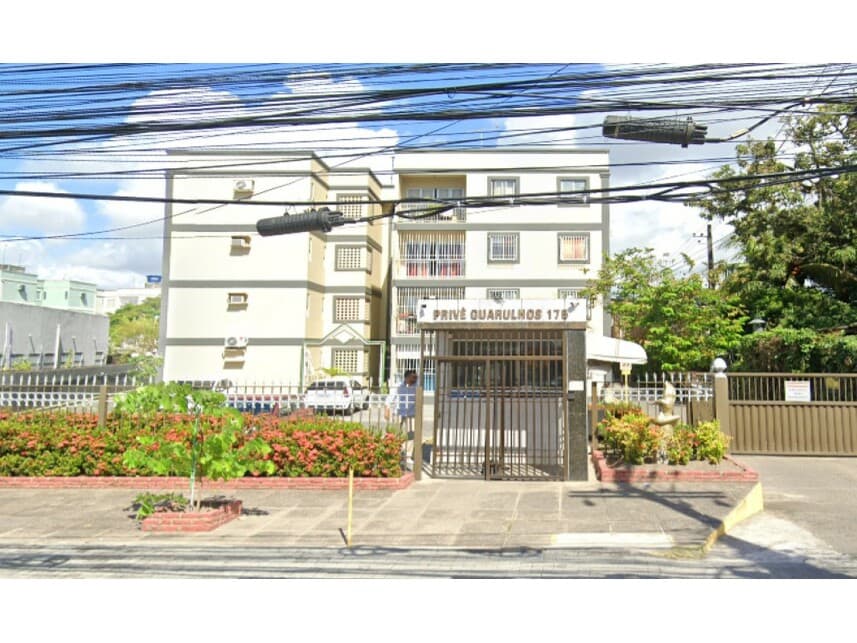 Apartamento em leilão em Recife - PE — Apartamento à venda em leilão