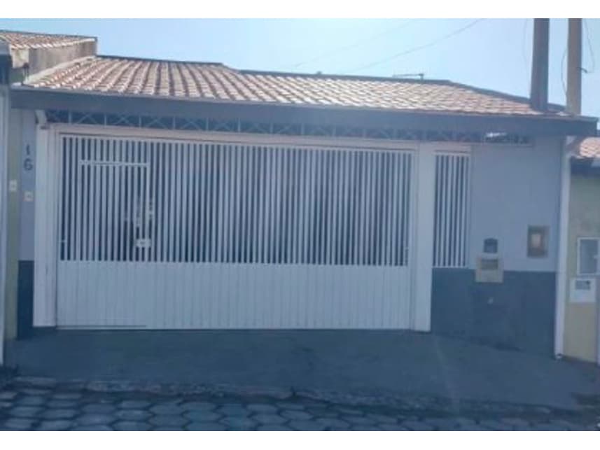Casa em leilão em Jacareí - SP — Casa à venda em leilão