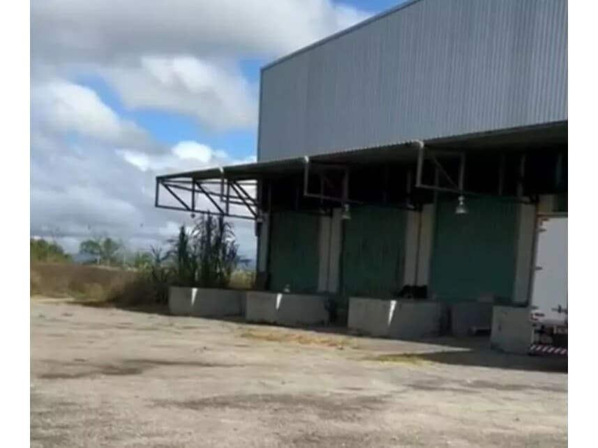 Foto 1 de 22: Comercial em leilão em Caratinga - MG — Galpão Industrial à venda em leilão