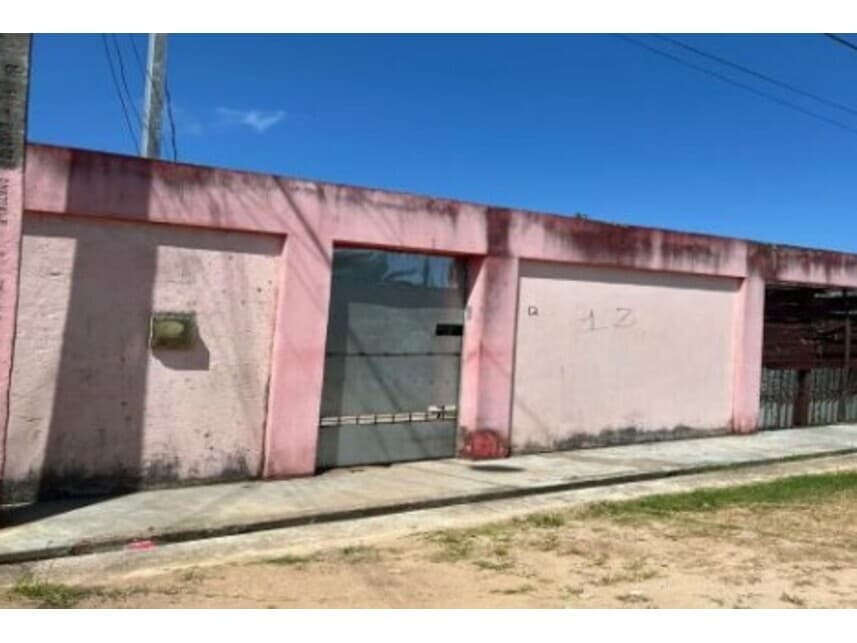 Casa em leilão em Augusto Corrêa - PA — Casa à venda em leilão