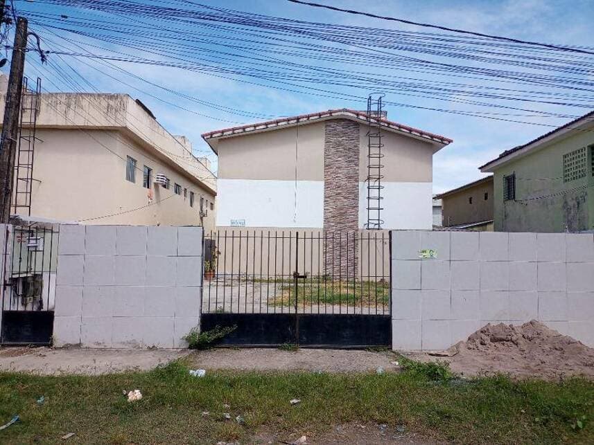 Foto 1 de 14: Casa em leilão em Paulista - PE — Casa à venda em leilão