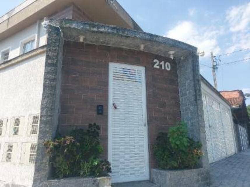 Foto 1 de 10: Casa em leilão em Praia Grande - SP — Casa à venda em leilão