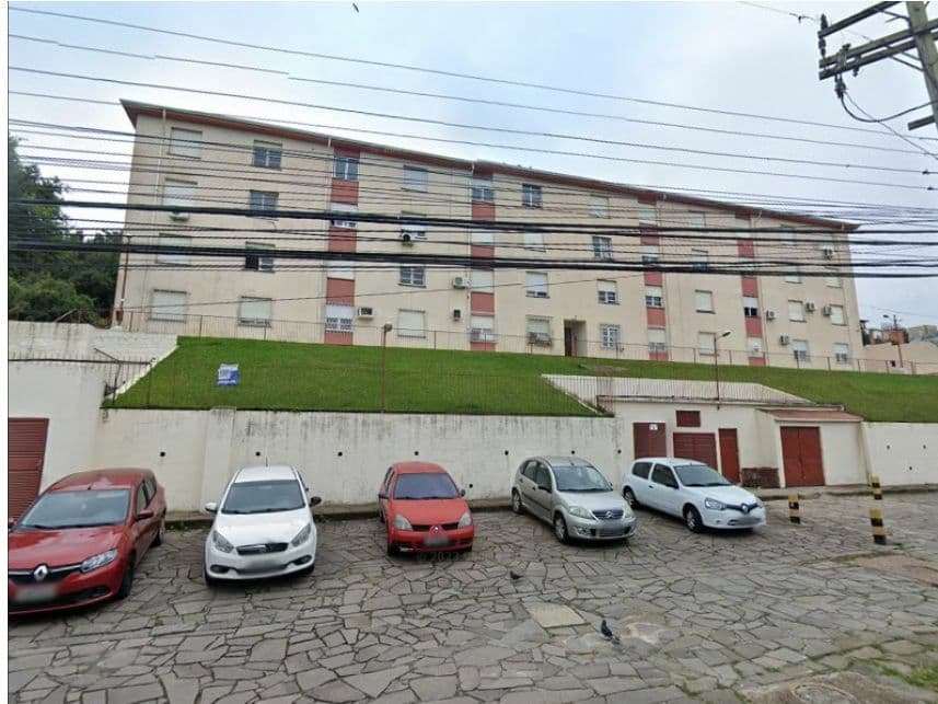 Apartamento em leilão em Porto Alegre - RS — Apartamento à venda em leilão