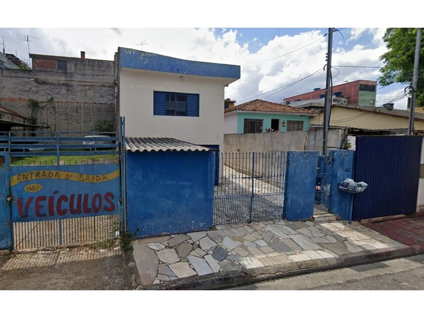 Casa em leilão em Guarulhos - SP — Sobrado à venda em leilão
