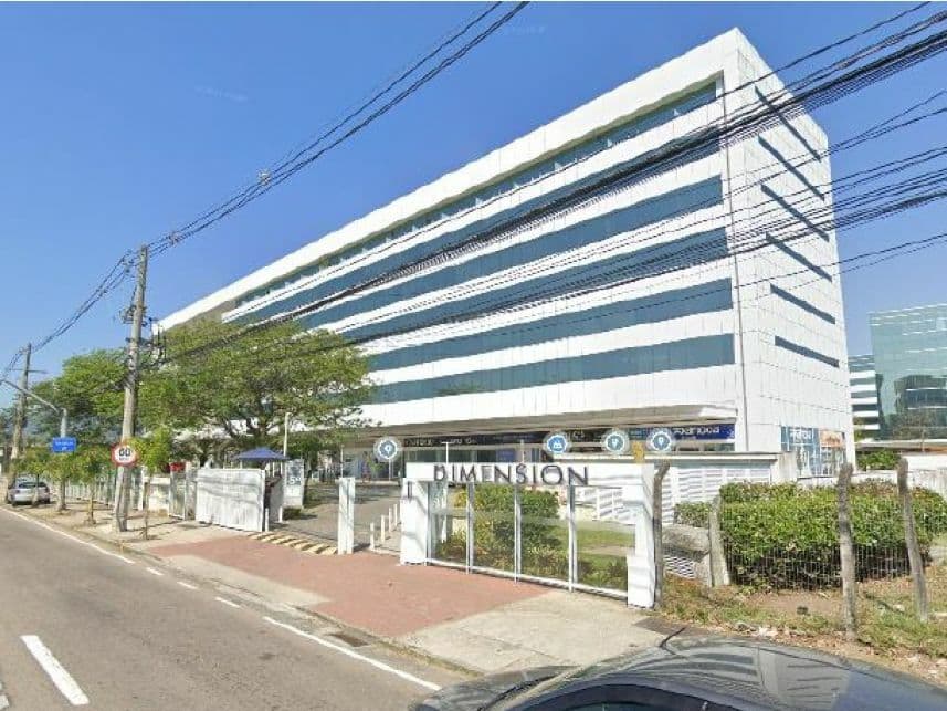 Comercial em leilão em Rio De Janeiro - RJ — Sala Comercial à venda em leilão