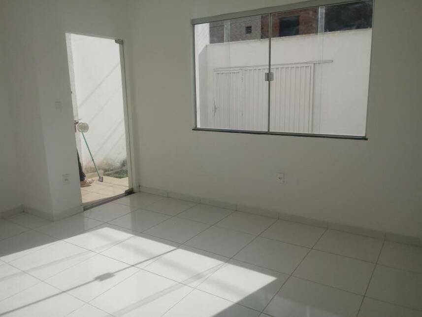 Foto 2 de 10: Casa em leilão em Feira De Santana - BA — Casa à venda em leilão