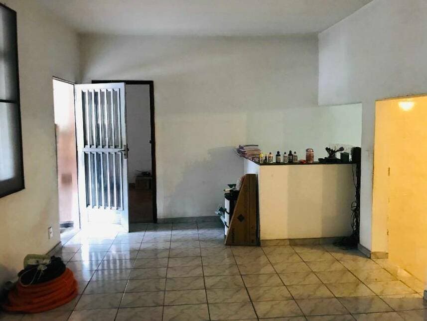 Foto 3 de 10: Casa em leilão em Rio De Janeiro - RJ — Casa à venda em leilão