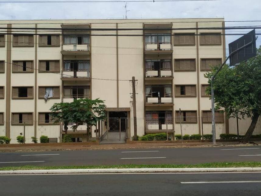 Apartamento em leilão em Londrina - PR — Apartamento à venda em leilão